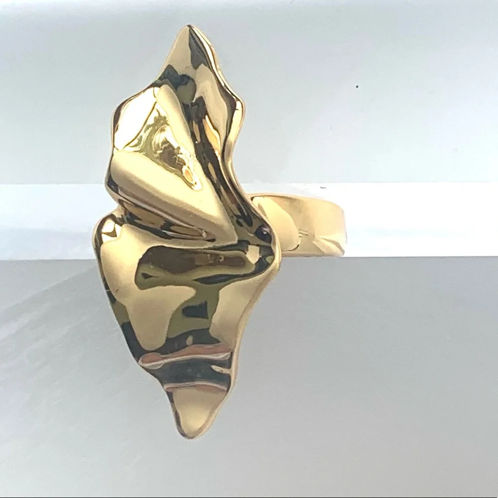 ALEXIS BITTAR Crumpled Metal Graceful Leaf Shaped Sculpted Yellow Gold Ring